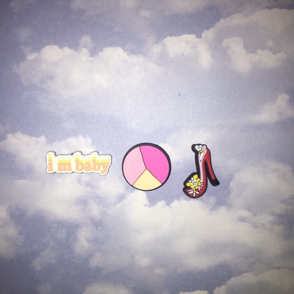 I’m baby, Heel, And Color Pallete 3 Piece Shoe Charms - Shoe accesories